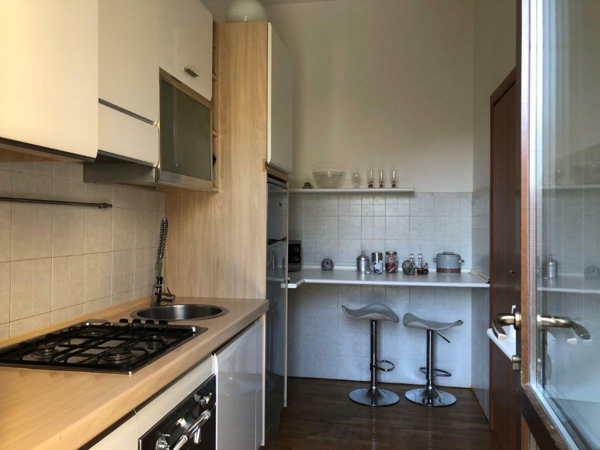 Casa Roma Lägenhet Turate Exteriör bild